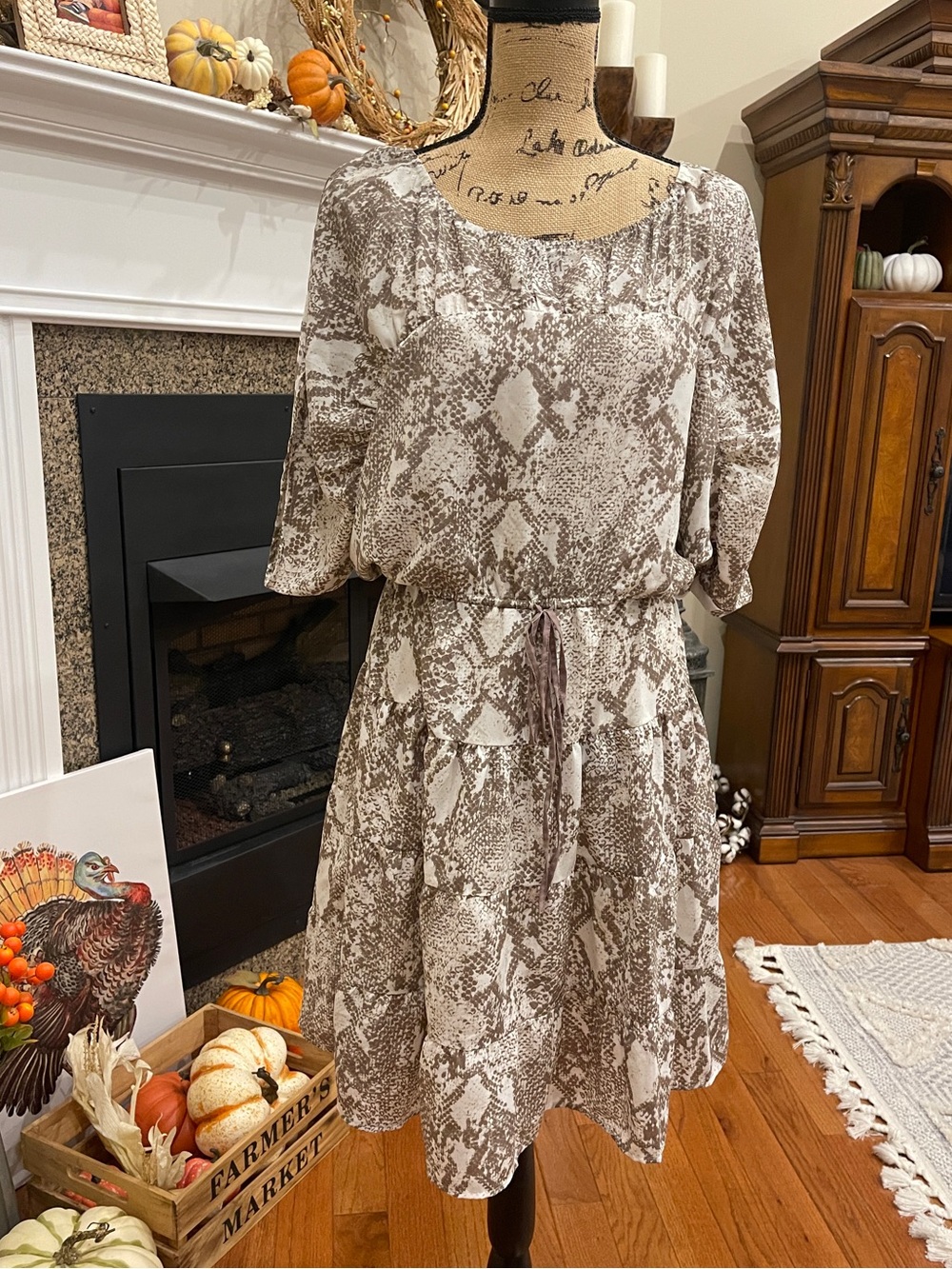 Ann Taylor Loft Women's Snake Print Short Sleeve Mini Dress Size Small